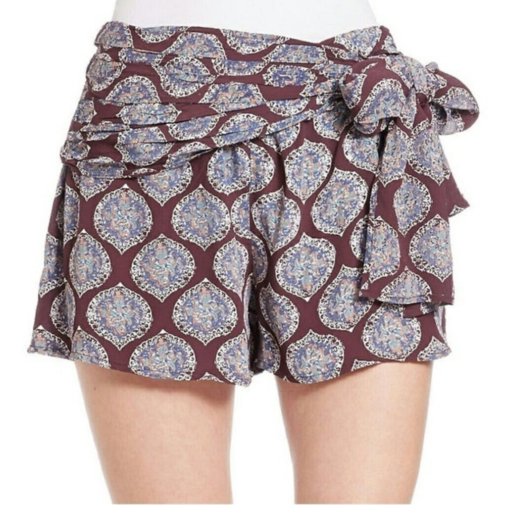 Free People All A Dream Rayon Floral Medallion Plum Purple Wrap Shorts Size 4